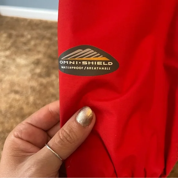 Sorel Two-Tone Waterproof Red Jacket. Women’s size medium. - Picture 5 of 6